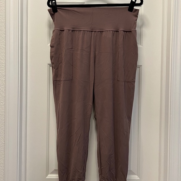 Athleta Salutation Jogger, Mauve Petite Large - Picture 1 of 5